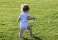 儿童草莓视频在线观看污污污解读宝宝学会走路早晚跟智力高低有关系吗