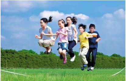 草莓视频APP下载黄揭秘身高增长规律现在小孩怎么长得这么高！