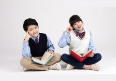 草莓视频成人APP生产厂家知道影响婴儿的智力发展的因素